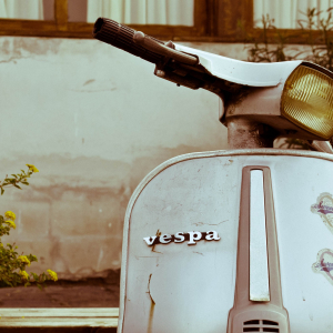 Vespa - Pixabay