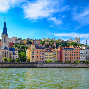 © Martin M303 - Shutterstock