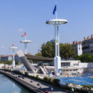 Centre nautique Tony Bertrand © Travelview / 480464893 / Shutterstock